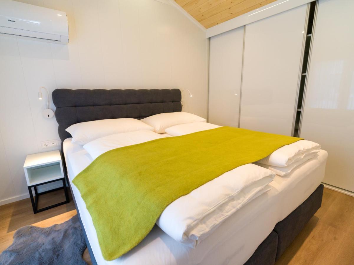 Chalet Stuhleckblick-Ferienhaus Direkt An Der Piste Und Mit Eigener Sauna 塞默灵施皮塔尔 外观 照片