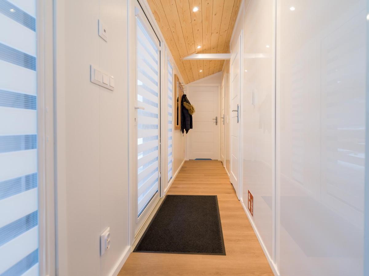 Chalet Stuhleckblick-Ferienhaus Direkt An Der Piste Und Mit Eigener Sauna 塞默灵施皮塔尔 外观 照片