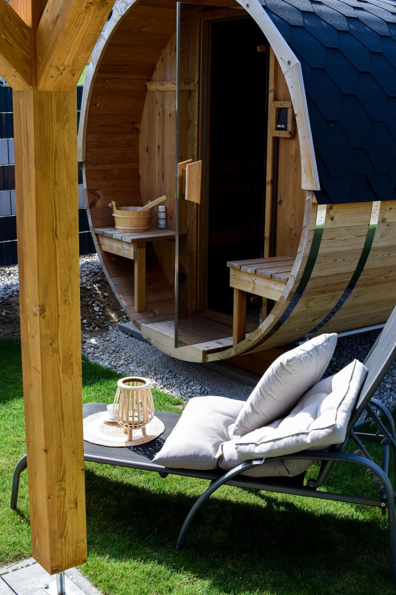 Chalet Stuhleckblick-Ferienhaus Direkt An Der Piste Und Mit Eigener Sauna 塞默灵施皮塔尔 外观 照片