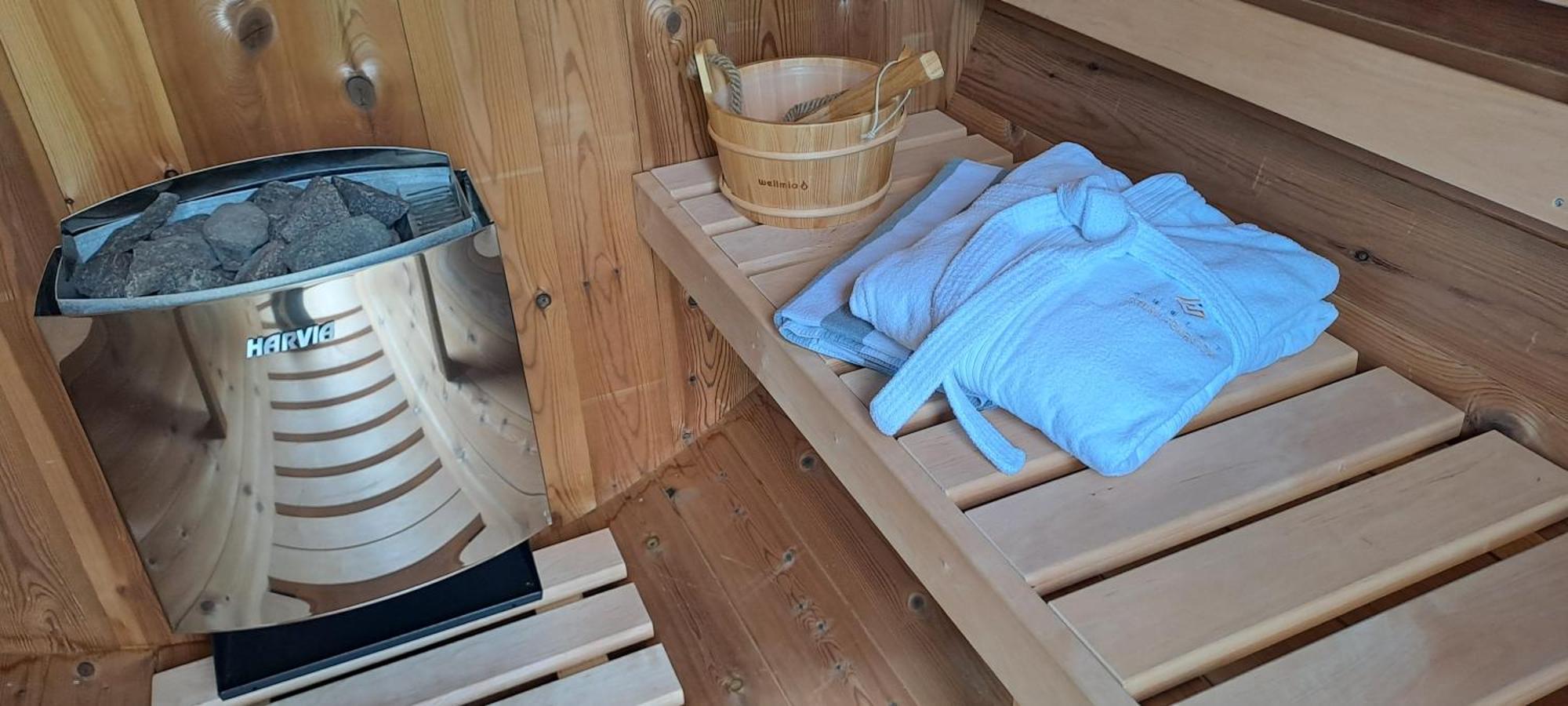 Chalet Stuhleckblick-Ferienhaus Direkt An Der Piste Und Mit Eigener Sauna 塞默灵施皮塔尔 外观 照片