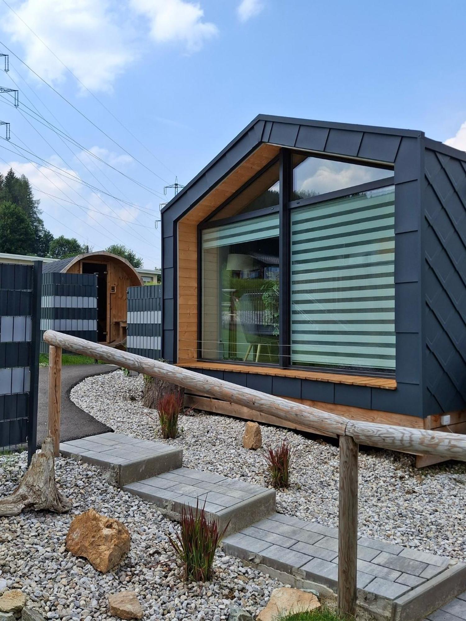 Chalet Stuhleckblick-Ferienhaus Direkt An Der Piste Und Mit Eigener Sauna 塞默灵施皮塔尔 外观 照片